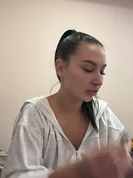 Show modela Leyla626 na web-kameri