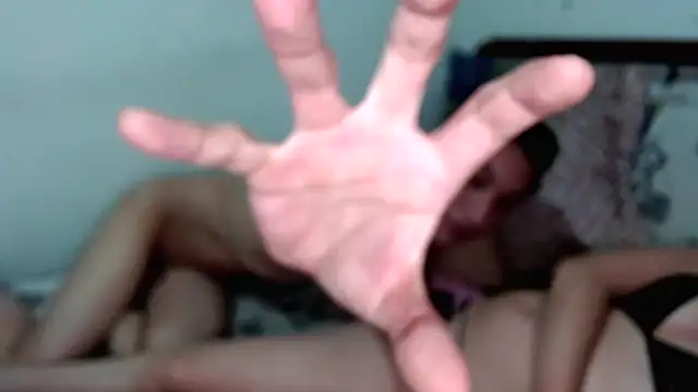 zackyzoey Show in webcam