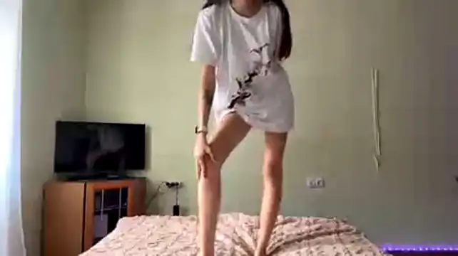 AnamariaHourani XXX чат на живо