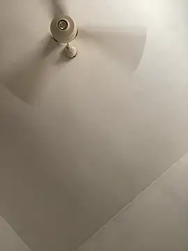 paniquiko69 Pertunjukan Webcam