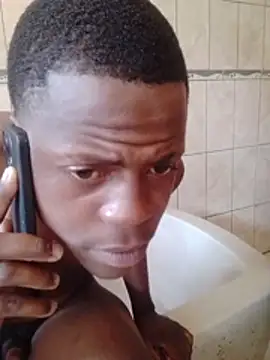 frank632 Show in webcam