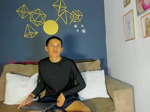 Ares_blaze: вебкам-шоу
