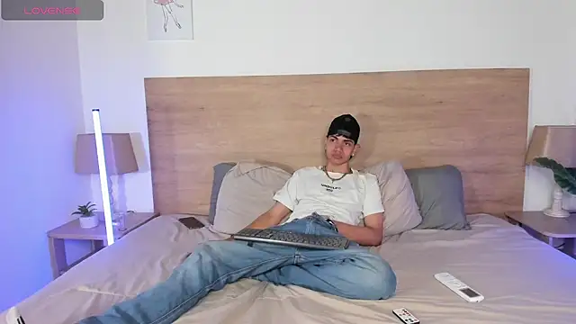 Ethan_Carter_ – webcam-show