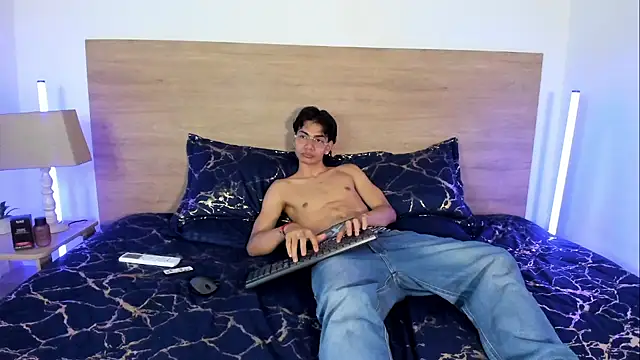 Ethan_Carter_ webkamerás műsora