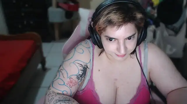 Webkamerová show VictoriaSaintes