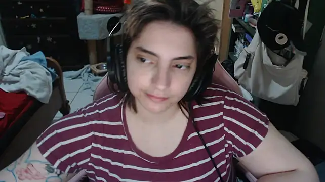 Chat XXX ao vivo de VictoriaSaintes