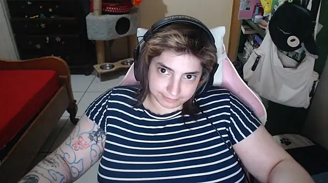 Chat XXX ao vivo de VictoriaSaintes