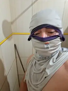 Show modela MAUROAMORIM na web-kameri