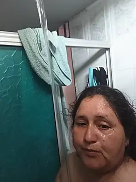 cloeth_lan XXX чат на живо