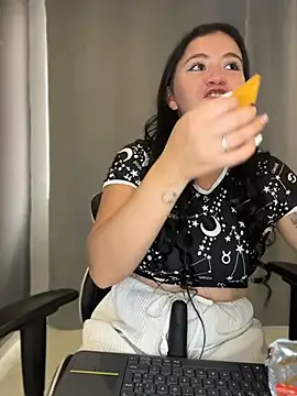 tina-cherry live XXX chat