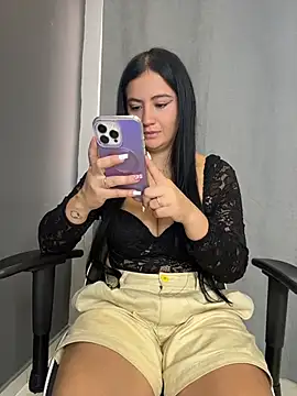 tina-cherry – webcam-show