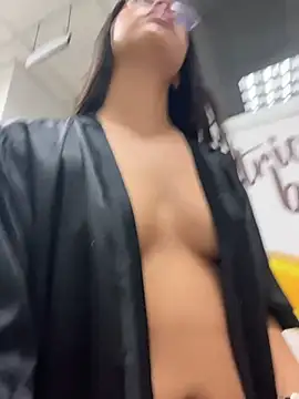 HappyKittyXXX's Webcam Show