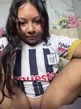 Shammie69 Show in webcam
