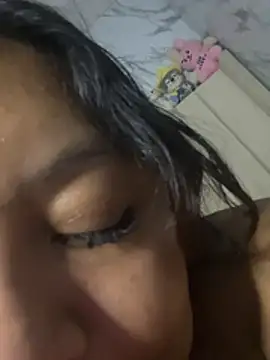 Show modela Shammie69 na web-kameri