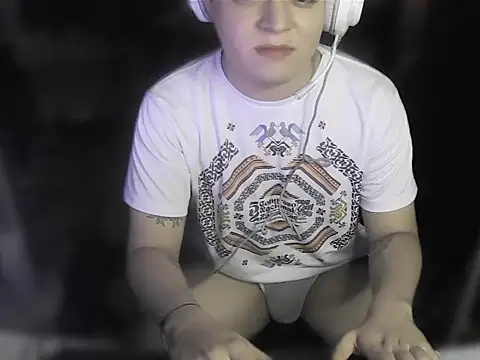 Show modela mr_ta0 na web-kameri