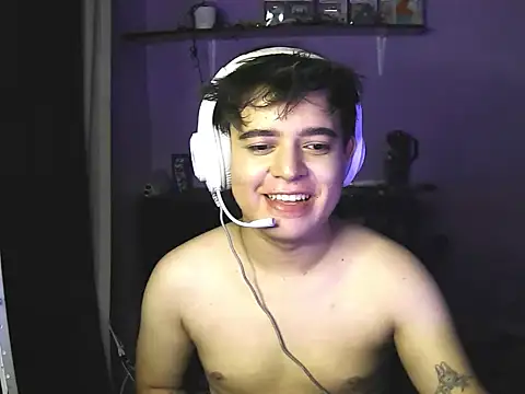 Show modela mr_ta0 na web-kameri