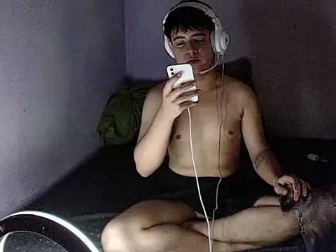 Luan_cruz Show in webcam