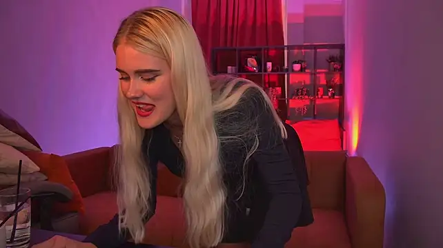 Czat XXX na żywo – KattyWilde