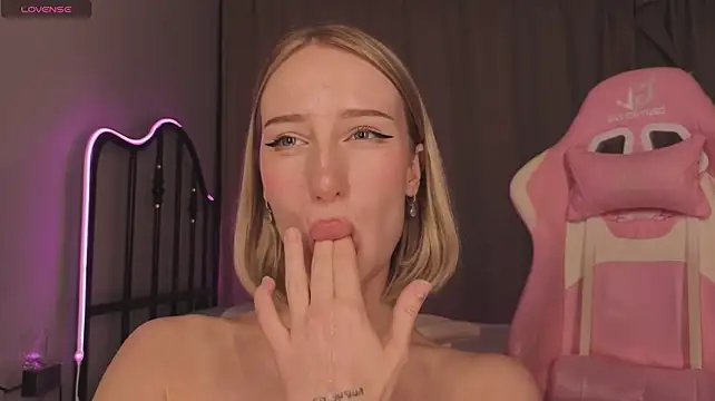 Chat XXX ao vivo de miucassie