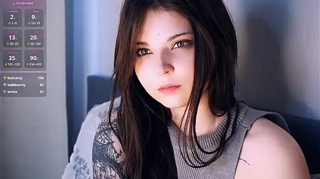 JohanaSugerak – webcam-show