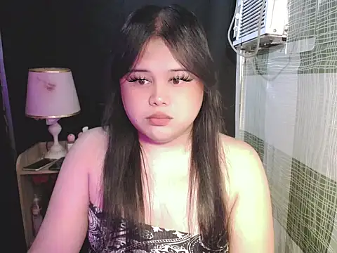 Show de lovemaecock na webcam