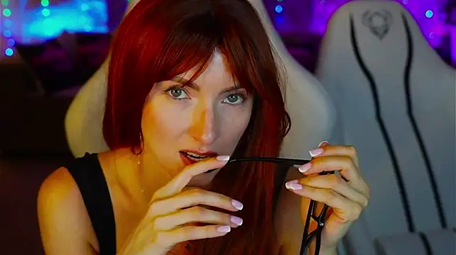 Tessa_054 Show Webcam