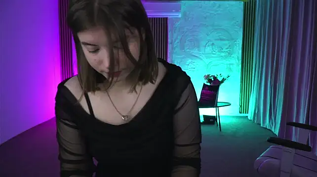 Tessa_054のライブXXXチャット