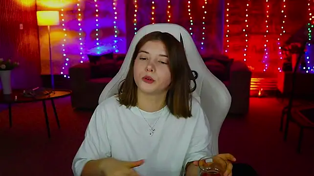 צ'אט XXX בשידור חי של Tessa_054