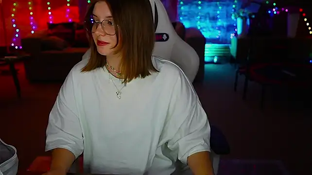 Tessa_054's Webcam Show