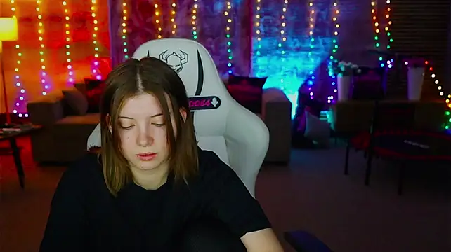 XXX chat uživo modela Tessa_054