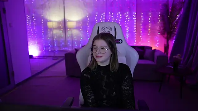 Pokazy przed kamerką – Tessa_054