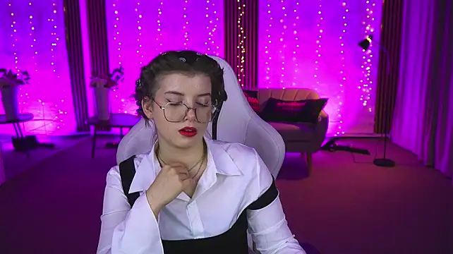Tessa_054's Live XXX Chat