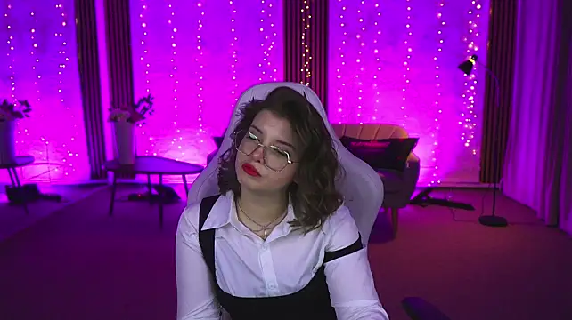Pokazy przed kamerką – Tessa_054