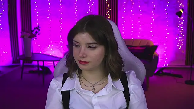 Tessa_054's Webcam Show