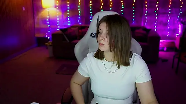 Tessa_054のライブXXXチャット