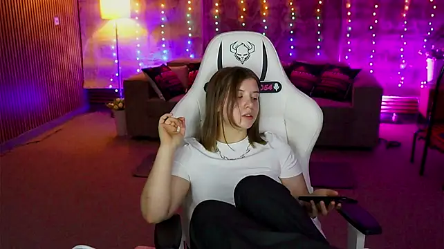 XXX chat uživo modela Tessa_054