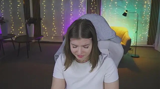 Tessa_054 XXX чат на живо