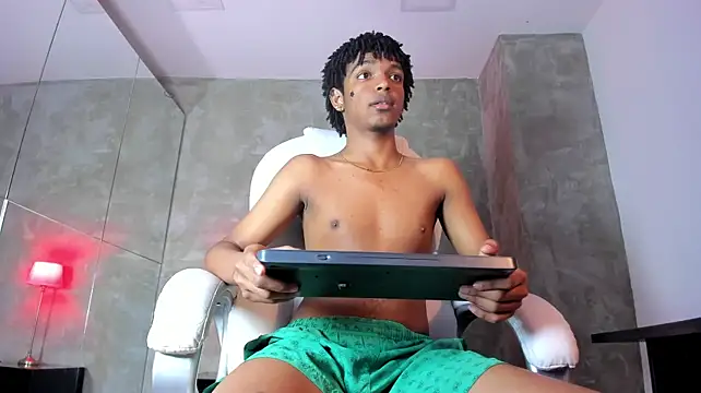 عرض كام Raymond_steel