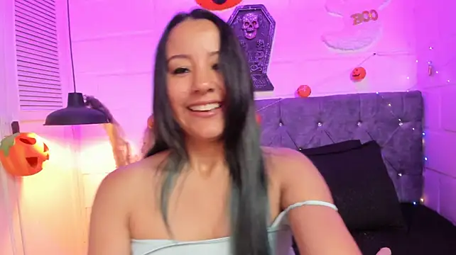 leire_rose_dl's Webcam Show