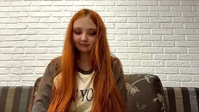 Show de AinyJuly na webcam