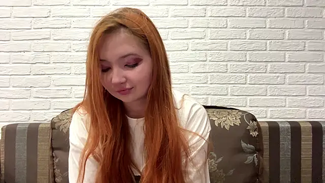 AinyJuly's Webcam Show