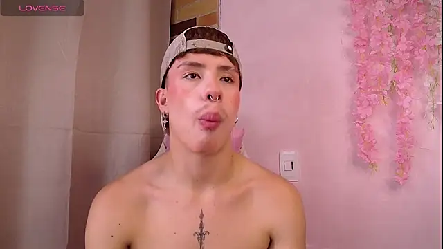 Zadquiel__ 在線直播表演