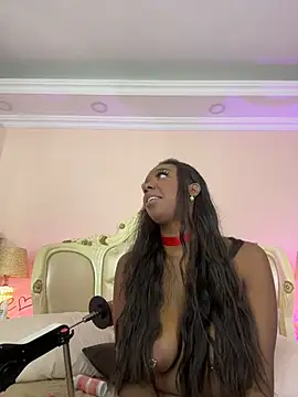Chatroom XXX en direct de GiaJacobs