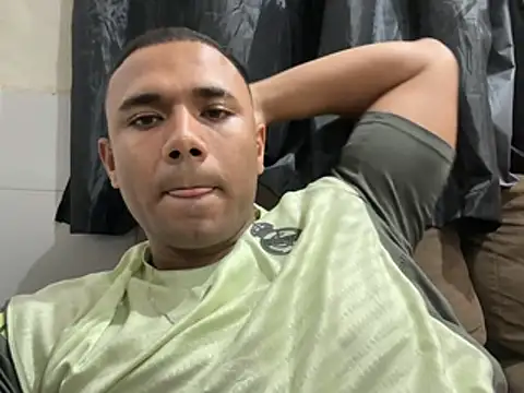 Show de webcam de SeuPretoRaro