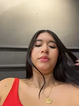 salome-rojas Adlı Modelin Canlı XXX Sohbeti