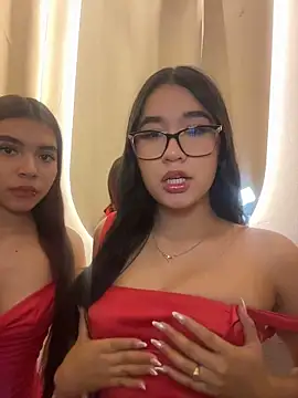 salome-rojas Show in webcam