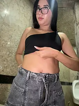 salome-rojas' Live XXX Chat