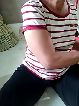 הופעת וובקאם של anna69962