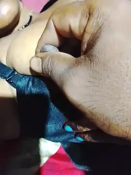 Village_hotcouple01 Webcamshow