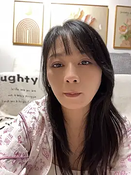 Daji-mm Adlı Modelin Canlı XXX Sohbeti